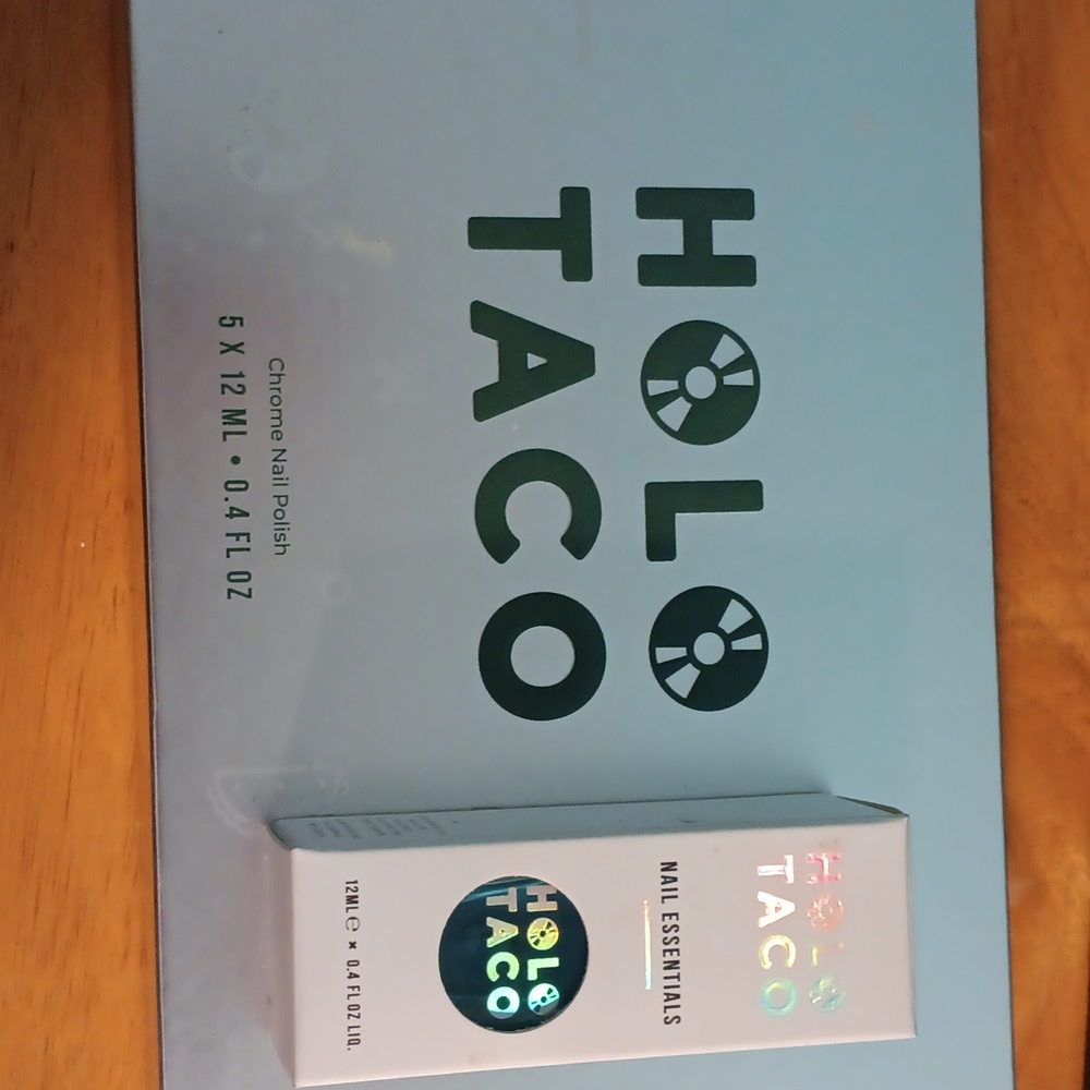 Holo Taco - Picture 1 of 9